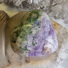 Load image into Gallery viewer, Serpentine Fluorite 'Bolivianite' Heart - A Grade
