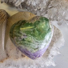 Load image into Gallery viewer, Serpentine Fluorite 'Bolivianite' Heart - A Grade