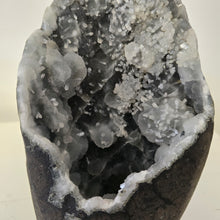 Load image into Gallery viewer, Blue Chalcedony - Sugar Druze
