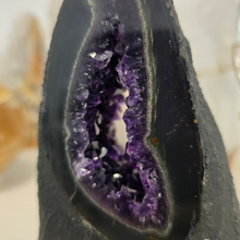 Load image into Gallery viewer, Amethyst Agate Cathedral
