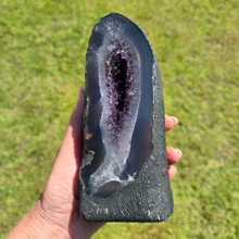 Load image into Gallery viewer, Amethyst Agate Cathedral