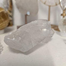 Load image into Gallery viewer, Quartz Cluster