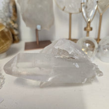 Load image into Gallery viewer, Quartz Cluster