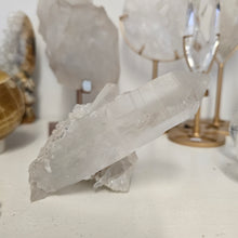 Load image into Gallery viewer, Quartz Cluster