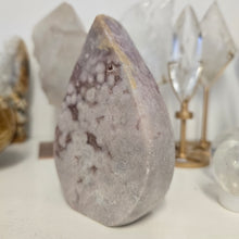 Load image into Gallery viewer, Pink Amethyst Flame