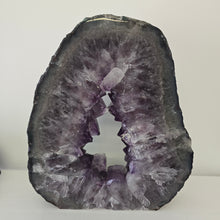 Load image into Gallery viewer, Amethyst Portal