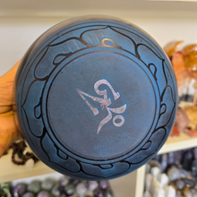 Load image into Gallery viewer, Singing Bowl - Buddha Blue - 16.5 cm