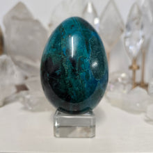 Load image into Gallery viewer, Chrysocolla Egg