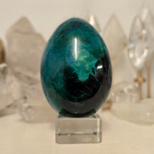 Load image into Gallery viewer, Chrysocolla Egg