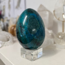 Load image into Gallery viewer, Chrysocolla Egg