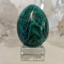 Load image into Gallery viewer, Chrysocolla Egg