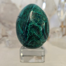 Load image into Gallery viewer, Chrysocolla Egg