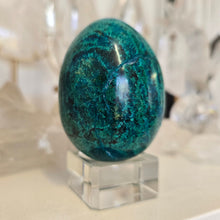 Load image into Gallery viewer, Chrysocolla Egg
