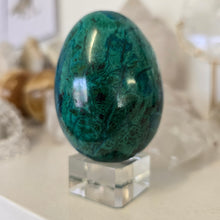Load image into Gallery viewer, Chrysocolla Egg