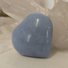 Load image into Gallery viewer, Angelite Heart