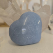 Load image into Gallery viewer, Angelite Heart