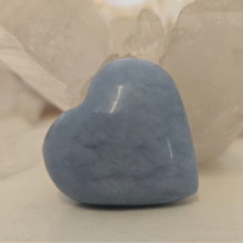 Load image into Gallery viewer, Angelite Heart