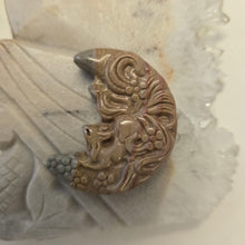 Load image into Gallery viewer, Alashan Agate Moons