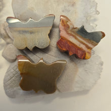 Load image into Gallery viewer, Alashan Agate Snake Butterfly