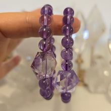 Load image into Gallery viewer, Amethyst Star Bracelet