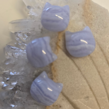 Load image into Gallery viewer, Blue Lace Agate Cat