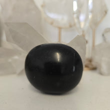 Load image into Gallery viewer, Black Onyx Palmstone