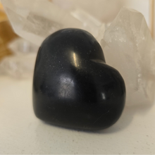 Load image into Gallery viewer, Black Onyx Heart