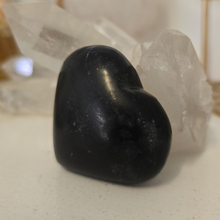 Load image into Gallery viewer, Black Onyx Heart