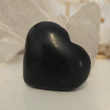 Load image into Gallery viewer, Black Onyx Heart