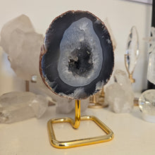 Load image into Gallery viewer, Agate Geode on Stand
