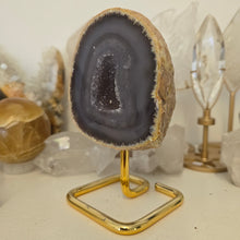 Load image into Gallery viewer, Agate Geode on Stand