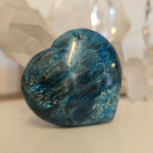 Load image into Gallery viewer, Blue Apatite Heart