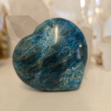 Load image into Gallery viewer, Blue Apatite Heart