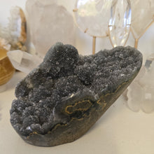 Load image into Gallery viewer, Green Amethyst Cutbase