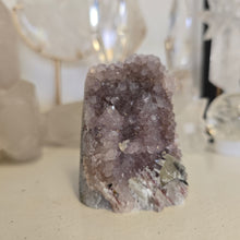 Load image into Gallery viewer, Amethyst with Calcite Inclusion Cutbase