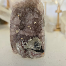 Load image into Gallery viewer, Amethyst with Calcite Inclusion Cutbase