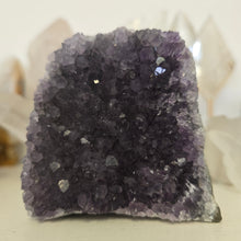 Load image into Gallery viewer, Amethyst Cutbase