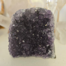 Load image into Gallery viewer, Amethyst Cutbase