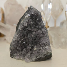 Load image into Gallery viewer, Amethyst Cutbase