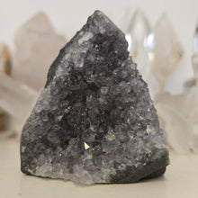 Load image into Gallery viewer, Amethyst Cutbase