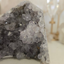 Load image into Gallery viewer, Amethyst Cutbase