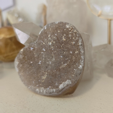 Load image into Gallery viewer, Druzy Agate Heart