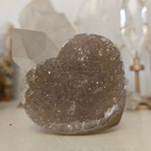 Load image into Gallery viewer, Druzy Agate Heart