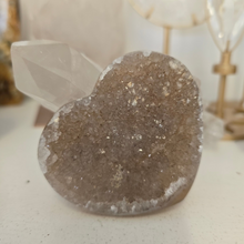 Load image into Gallery viewer, Druzy Agate Heart