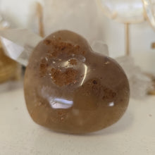 Load image into Gallery viewer, Druzy Agate Heart