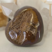 Load image into Gallery viewer, Druzy Agate Heart