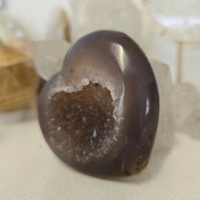 Load image into Gallery viewer, Druzy Agate Heart
