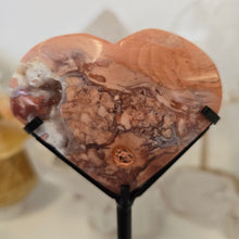 Load image into Gallery viewer, Pink Agate Heart with Stand