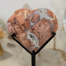 Load image into Gallery viewer, Pink Agate Heart with Stand