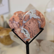Load image into Gallery viewer, Pink Agate Heart with Stand